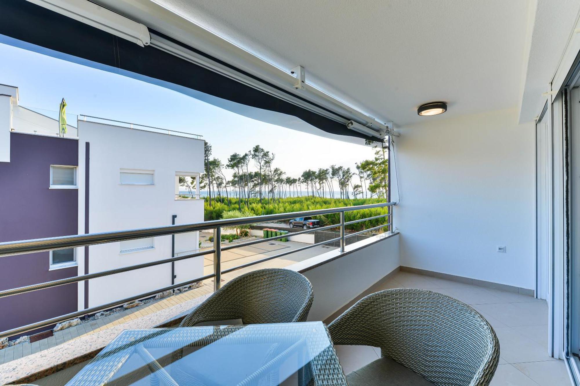 Apartments Laura 1 ปริฟลากา ภายนอก รูปภาพ